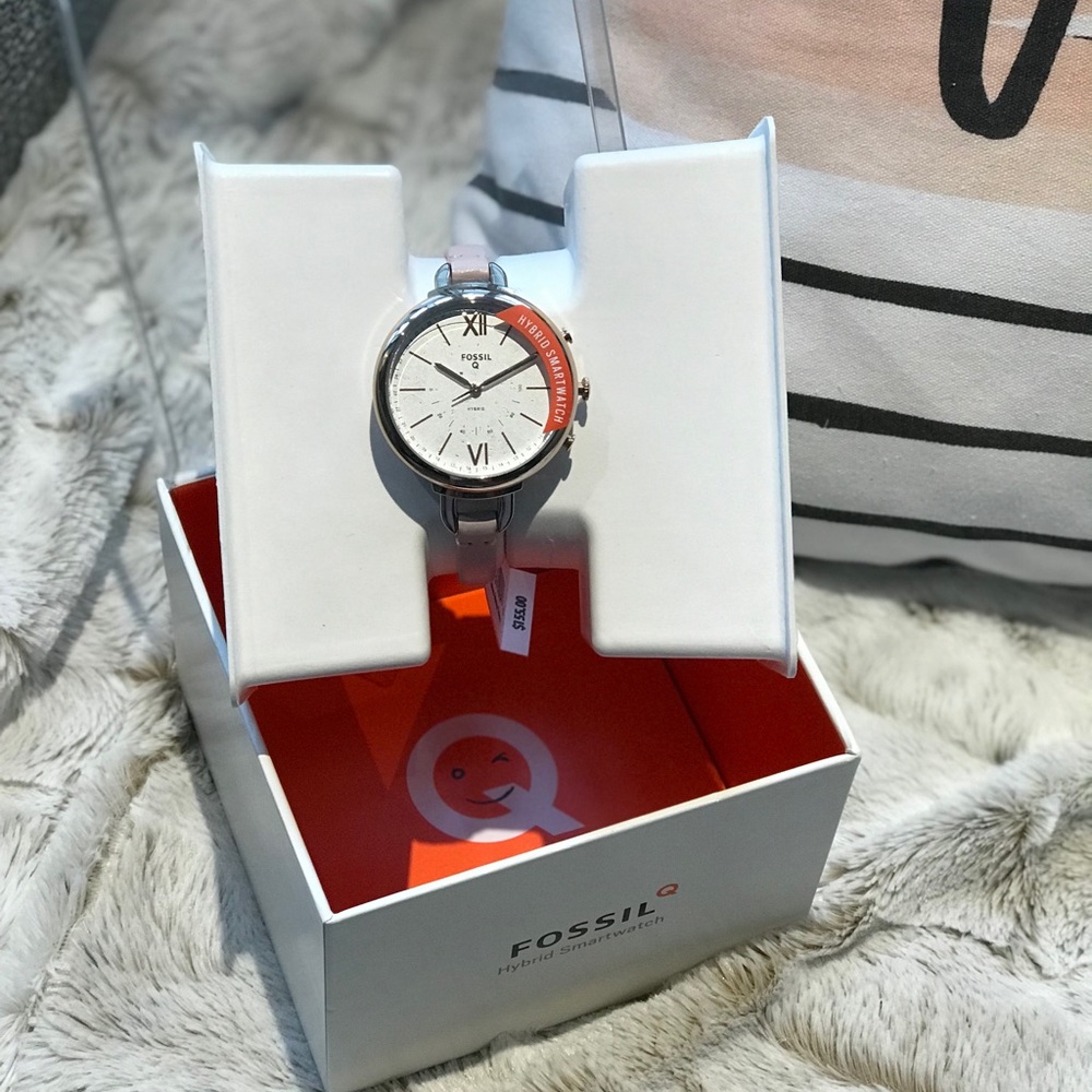 Fossil hybrid smartwatch